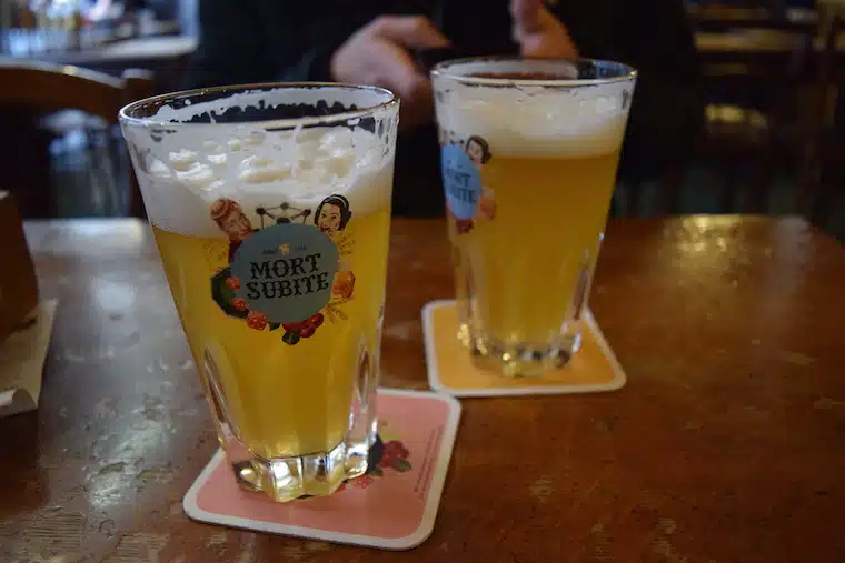 cerveja belga bares bruxelas bélgica a la mort subt