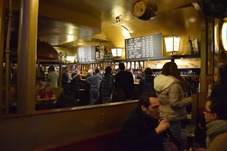 cerveja belga bares bruxelas bélgica delirium