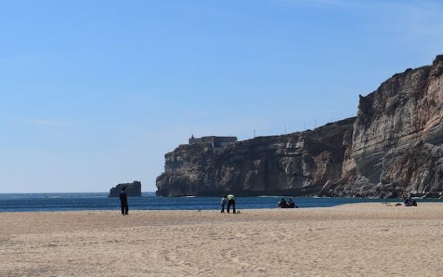 praia de nazaré portugal
