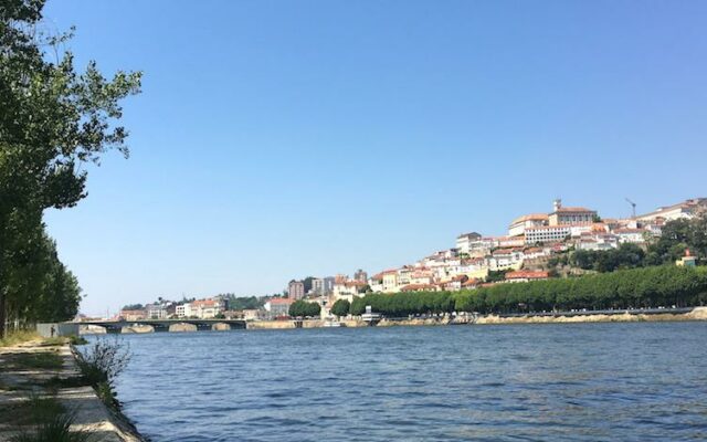 rio mondego coimbra portugal