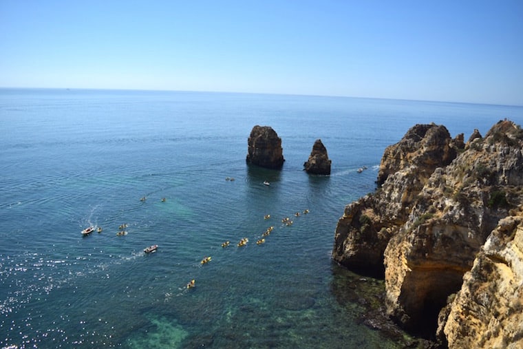 passeio de barco em lagos algarve vários barcos