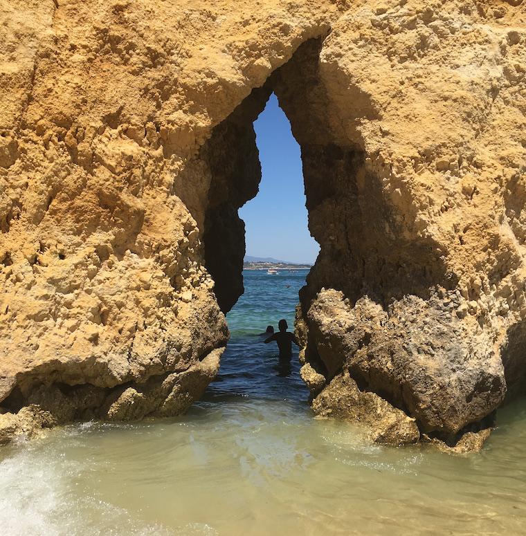 praia do camilo lagos algarve portugal