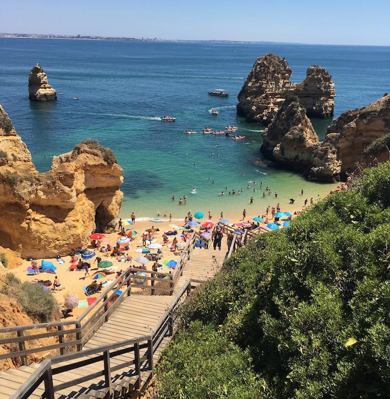 praias do algarve lagos portugal camilo