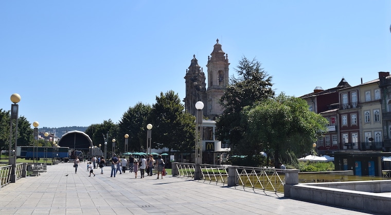 o-que-fazer-em-braga-praca