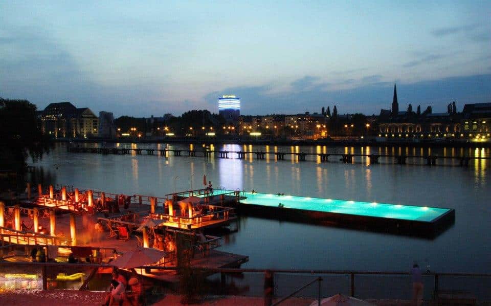 piscina-badeschiff-berlim