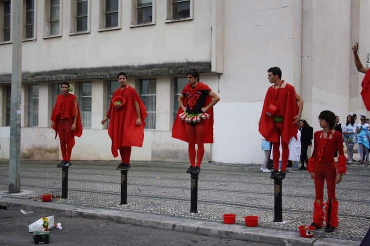 festa-das-latas-em-coimbra-latada