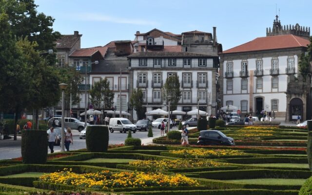 onde ficar em guimarães hotéis e hostels