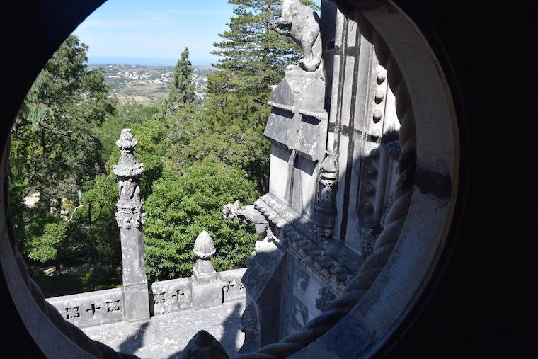 quinta-da-regaleira-sintra-portugal-vista