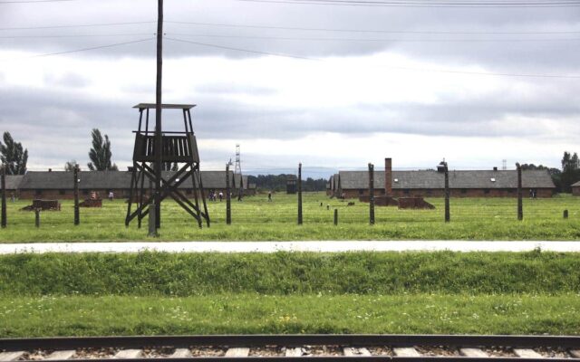 Visita ao campo de concentração nazista de Auschwitz - Cracóvia, Polônia