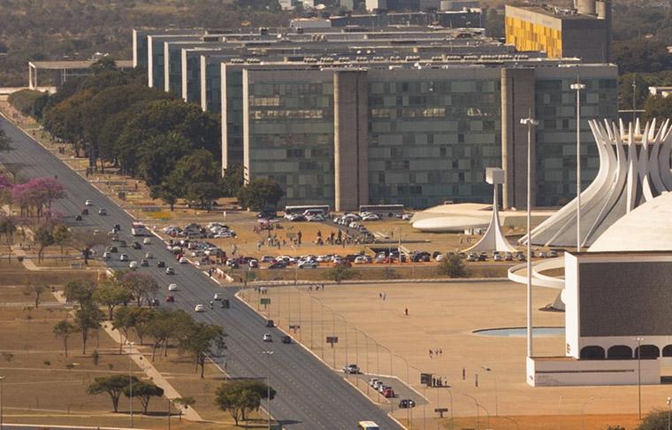 Resultado de imagem para catedral de brasilia