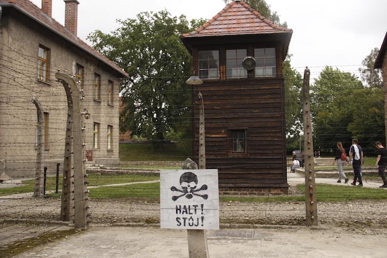 Visita ao campo de concentração nazista de Auschwitz - Cracóvia, Polônia