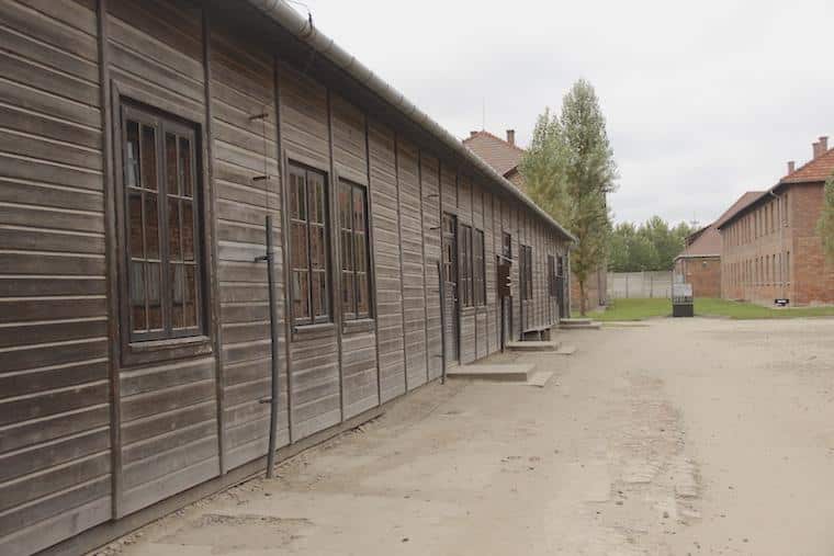 Visita ao campo de concentração nazista de Auschwitz - Cracóvia, Polônia