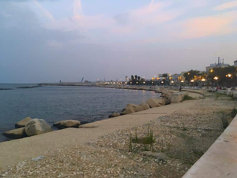 bari italia lungomare