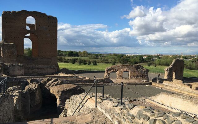 via appia antica ruinas