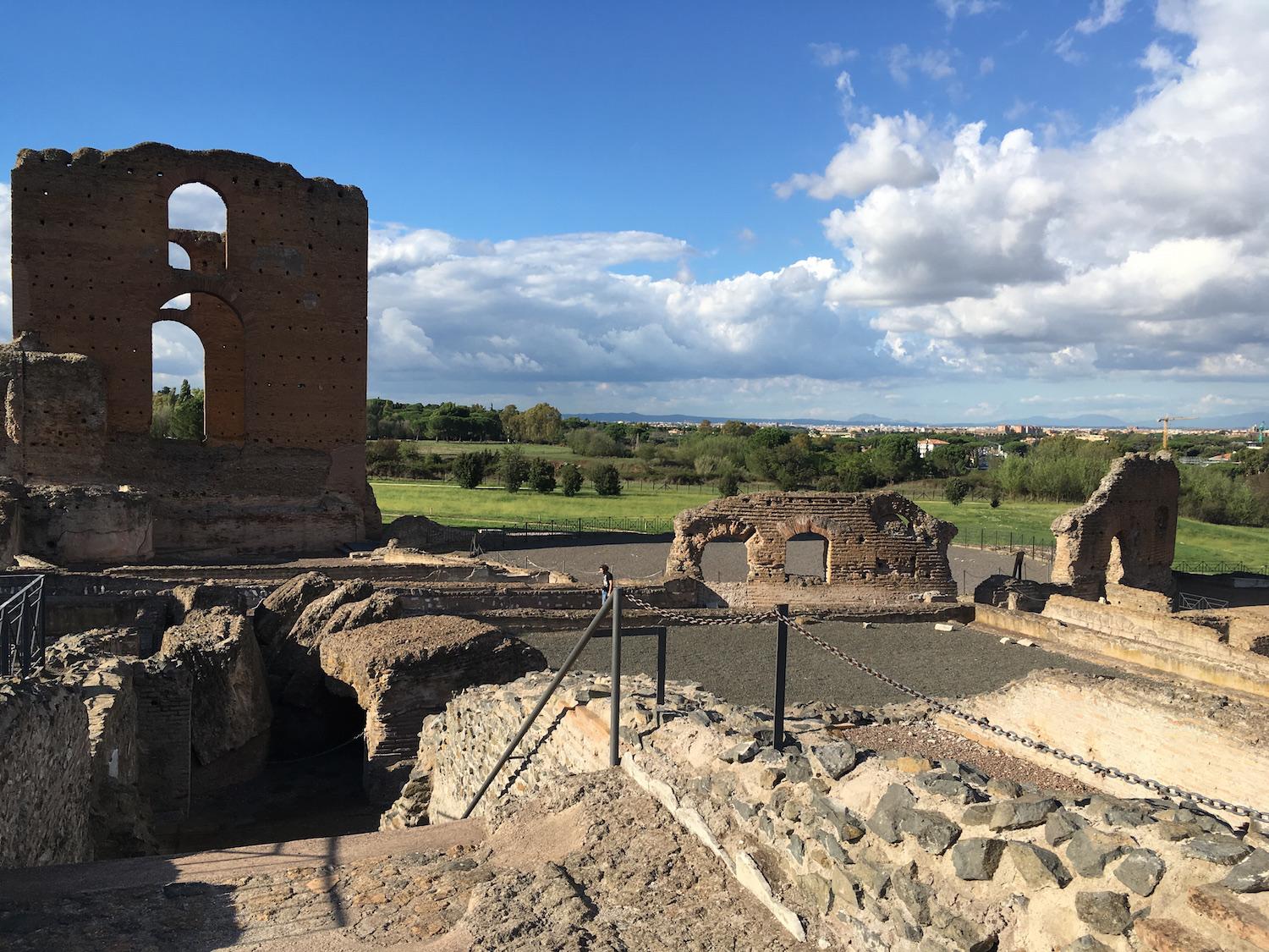 via appia antica ruinas