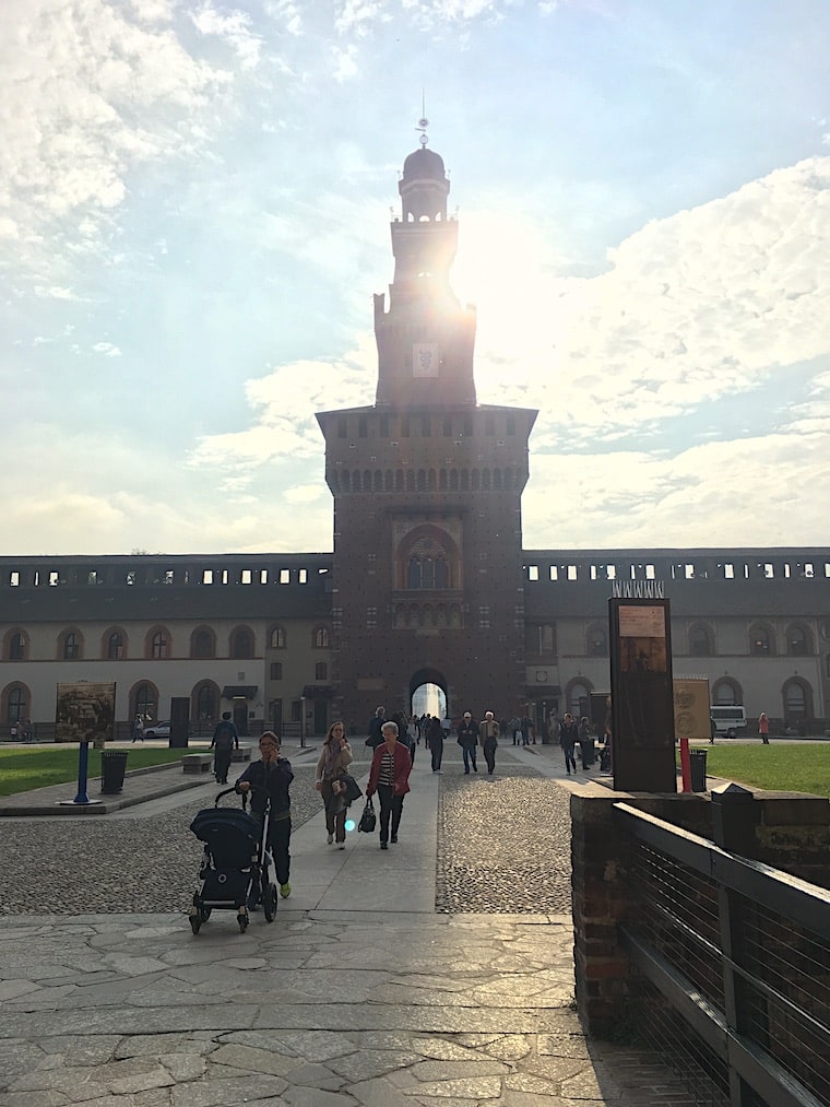 Castelo Sforzesco em Milão patio interno