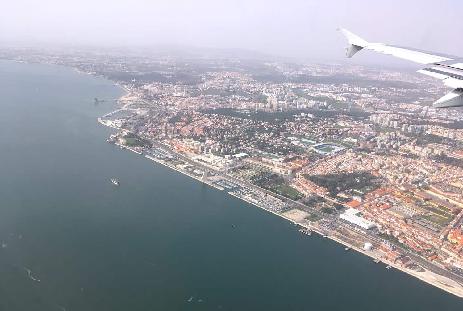 aeroporto de lisboa voo