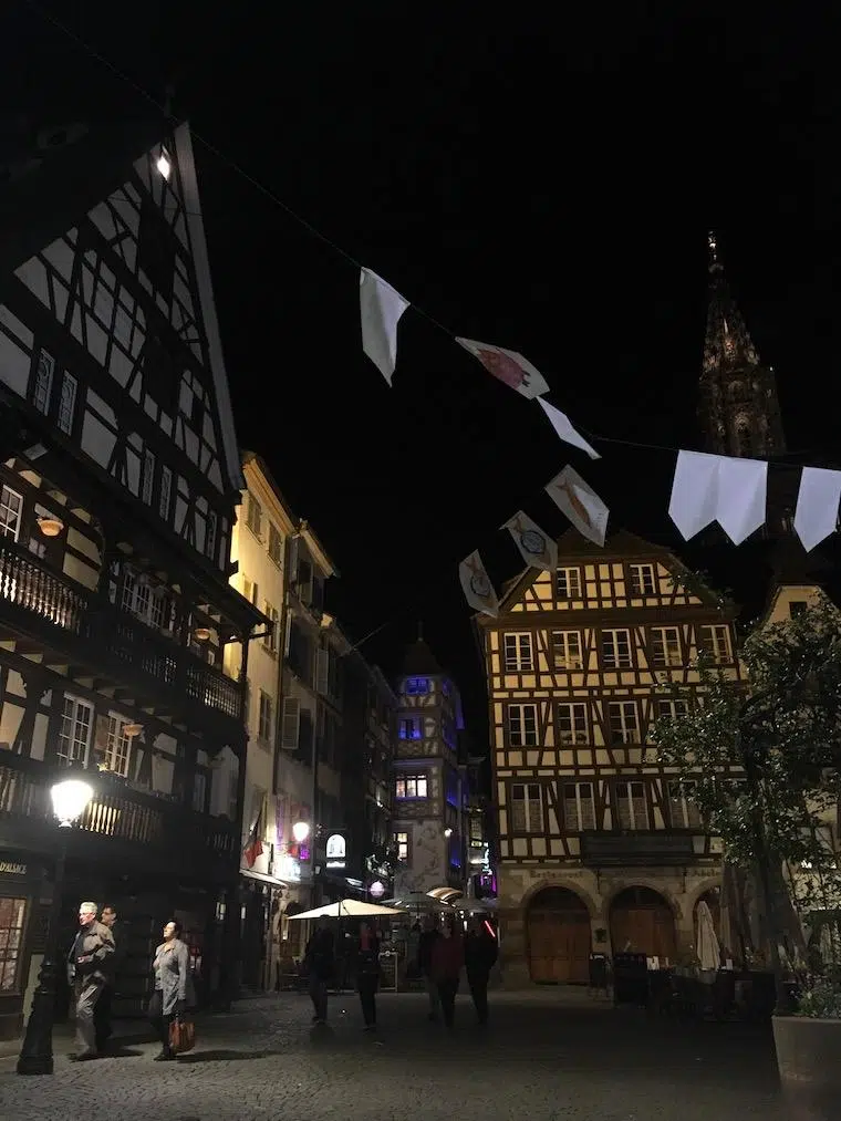 o que fazer em estrasburgo noite