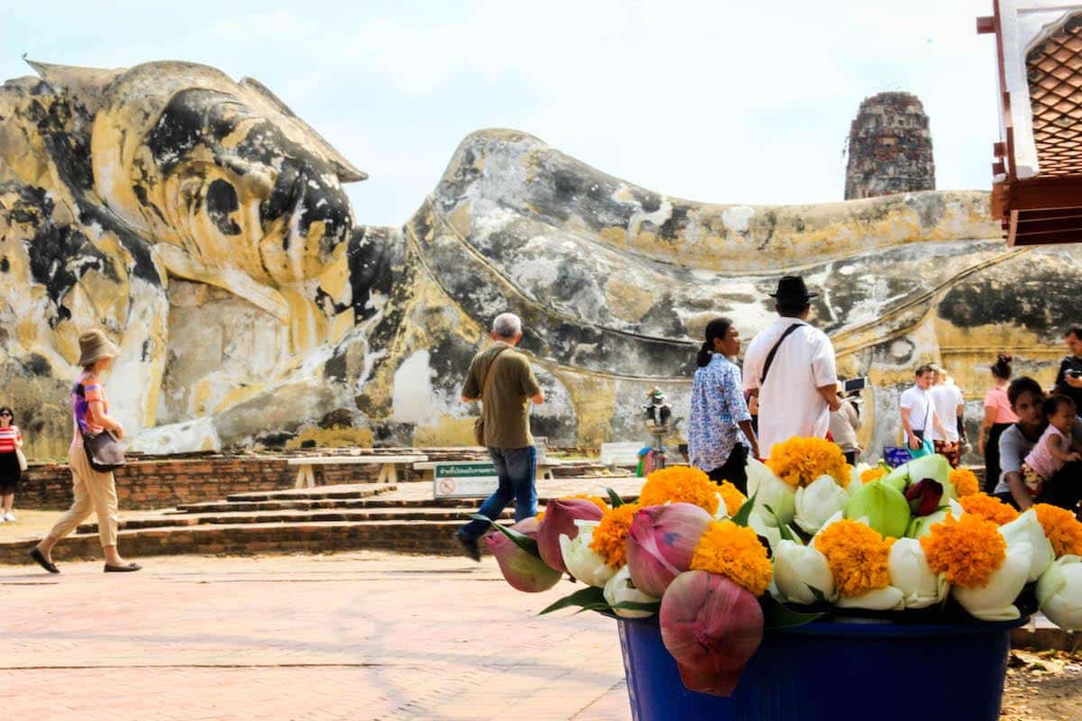 Ayutthaya - Buda inclinado