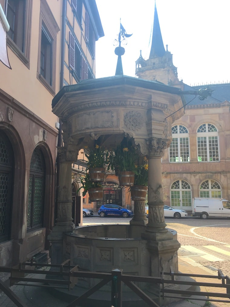 obernai alsacia frança poço