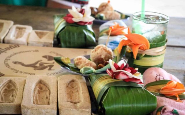 Oficina de amuletos de Buda em Sukhothai
