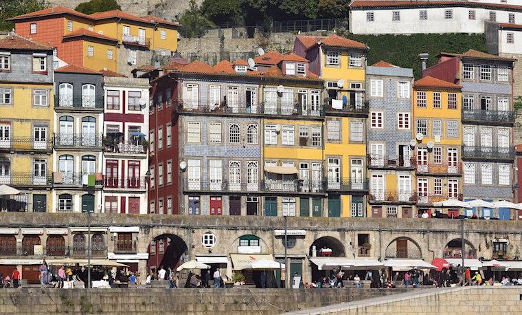 azulejo porto portugal