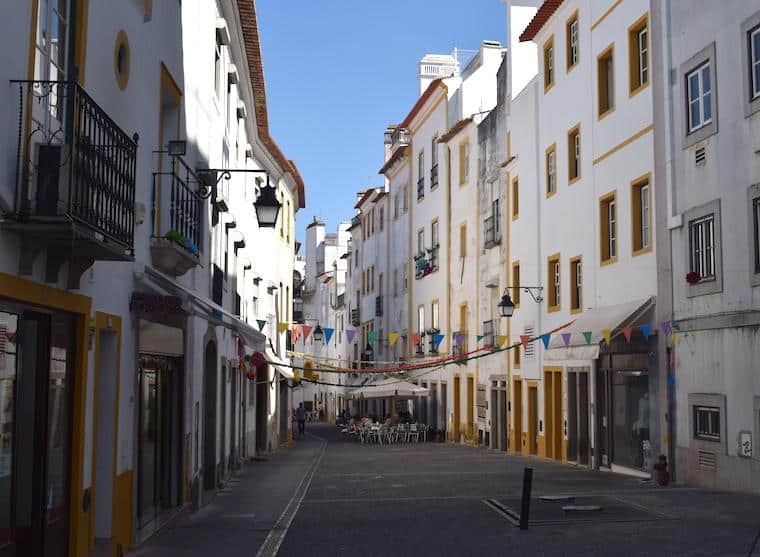 onde ficar em evora rua