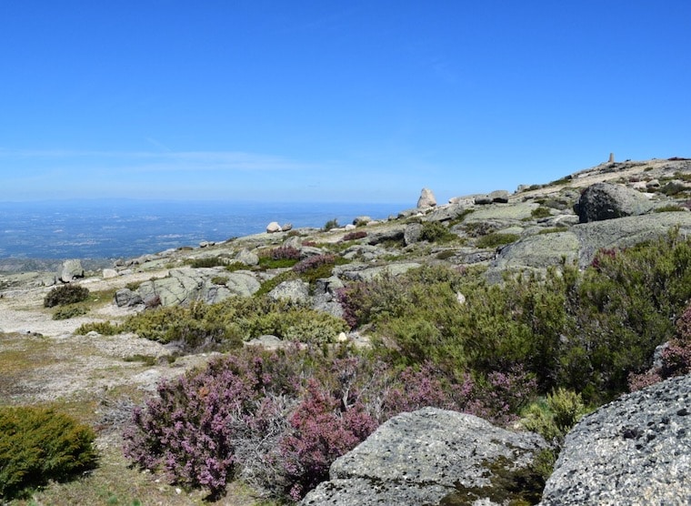 serra da estrela no verão vista