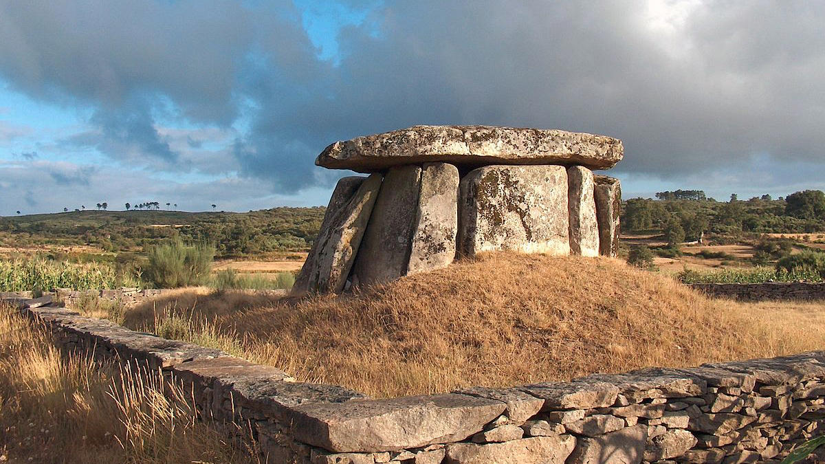 monumentos megaliticos em portugal