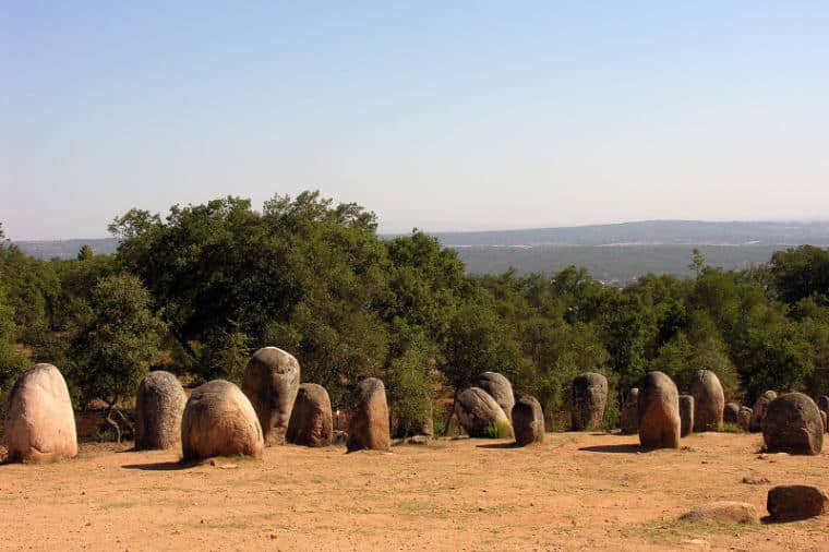monumentos megaliticos em portugal