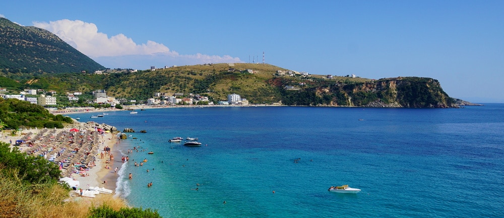 riviera albanesa shutterstock