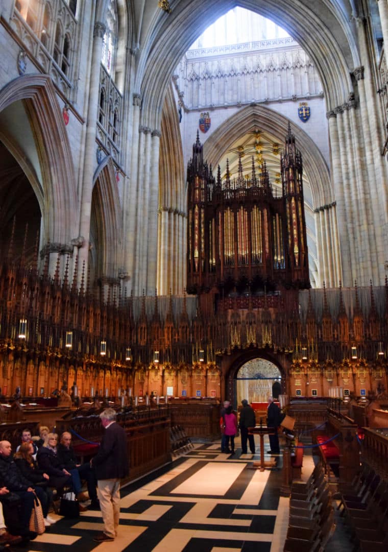 o que fazer em york inglaterra dentro da york catedral