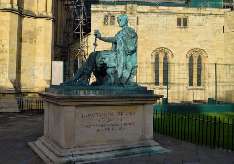 o que fazer em york inglaterra estatua constantino