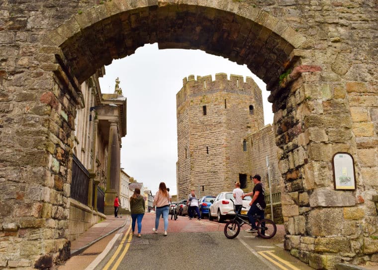 portoes castelo caernafon pais de gales