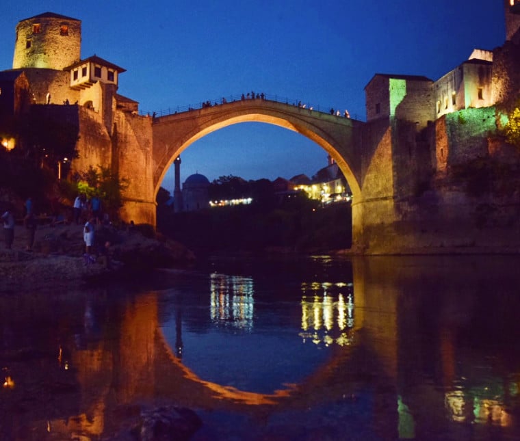 mostar bosnia herzegovina stari most reflexo