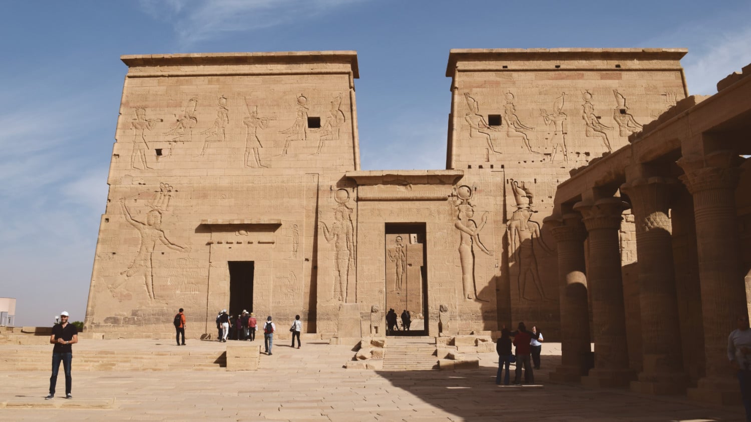 aswan egito templo de philae isis deusa