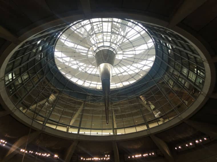 Reichstag Berlim cupula vista do parlamento