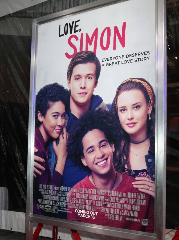 cartaz com amor simon
