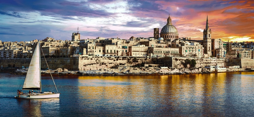 intercâmbio em malta shutterstock
