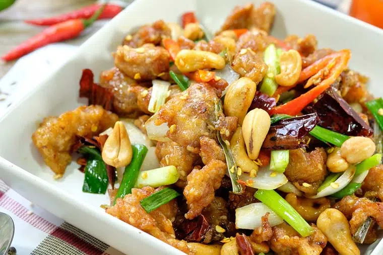 comida da china: kung pao pratos tipicos chineses