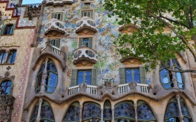 gaudi casa batllo barcelona
