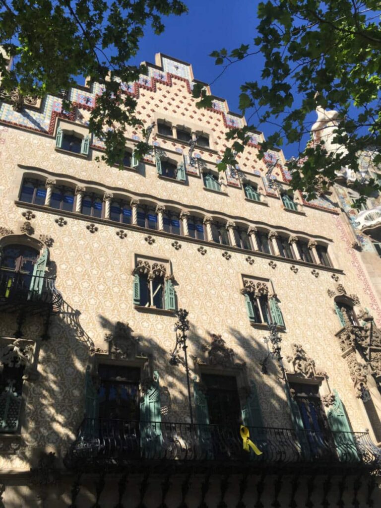 a-rota-das-casas-modernistas-em-barcelona-360meridianos