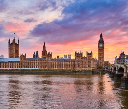 Houses of Parliament Sunset shutterstock_Por Ekaterina Pokrovsky