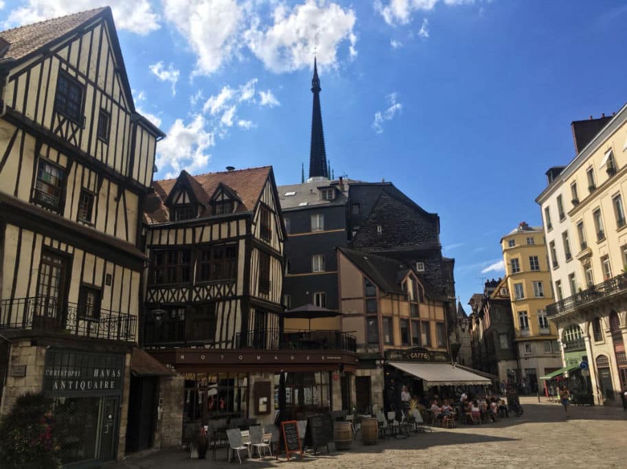 onde ficar em rouen franca praça