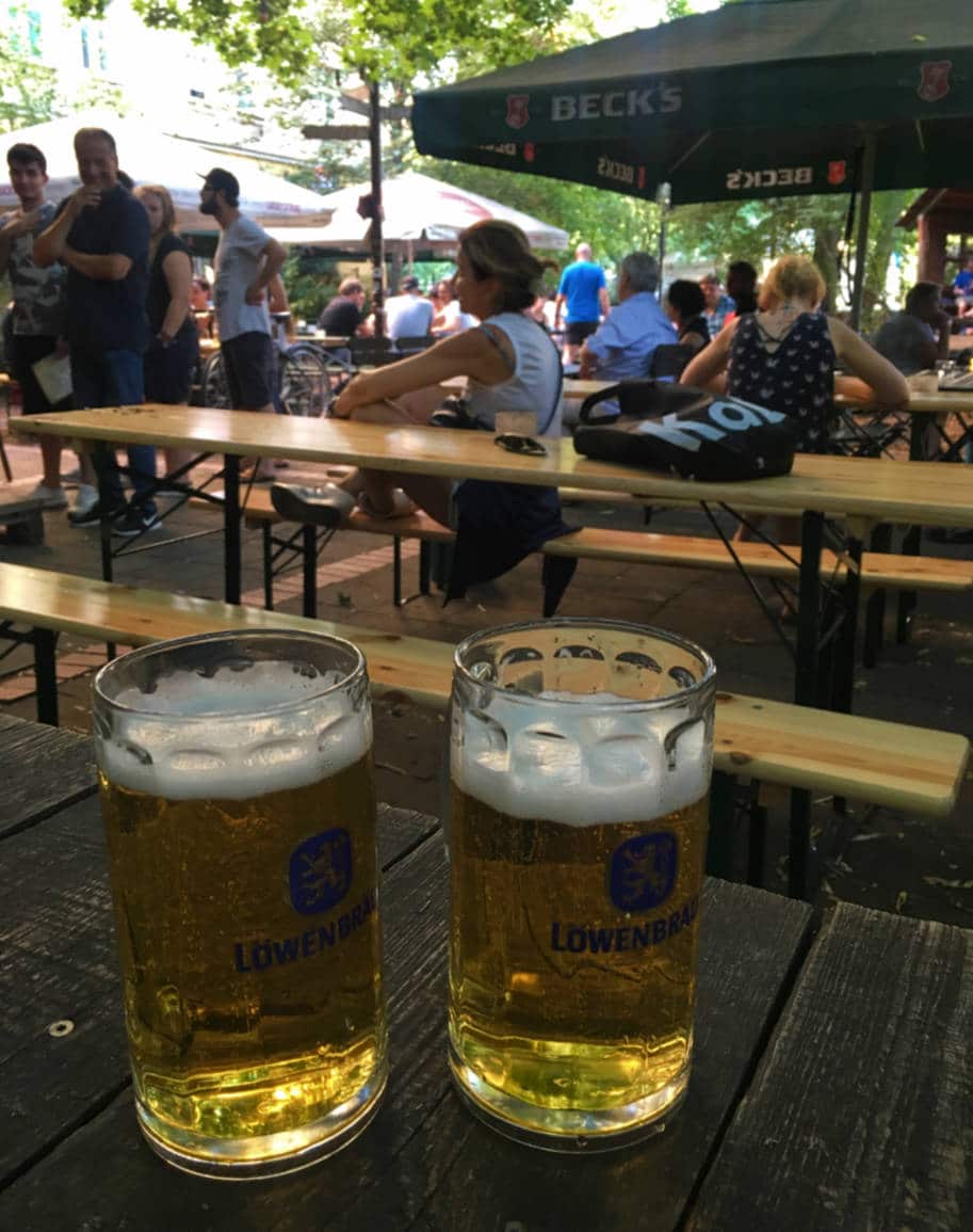 verao em berlim biergarten