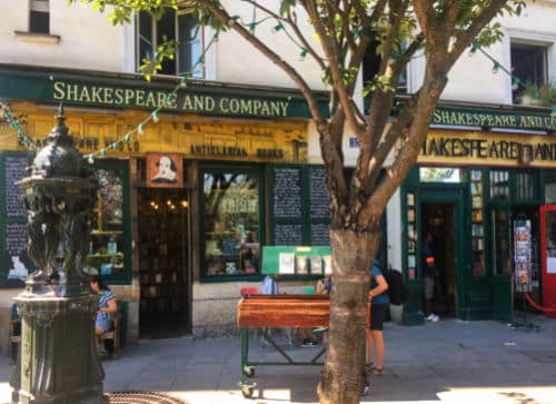 Shakespeare and Company livraria paris fachada