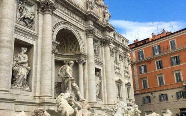 Fontana de Trevi em Roma: pontos turisticos