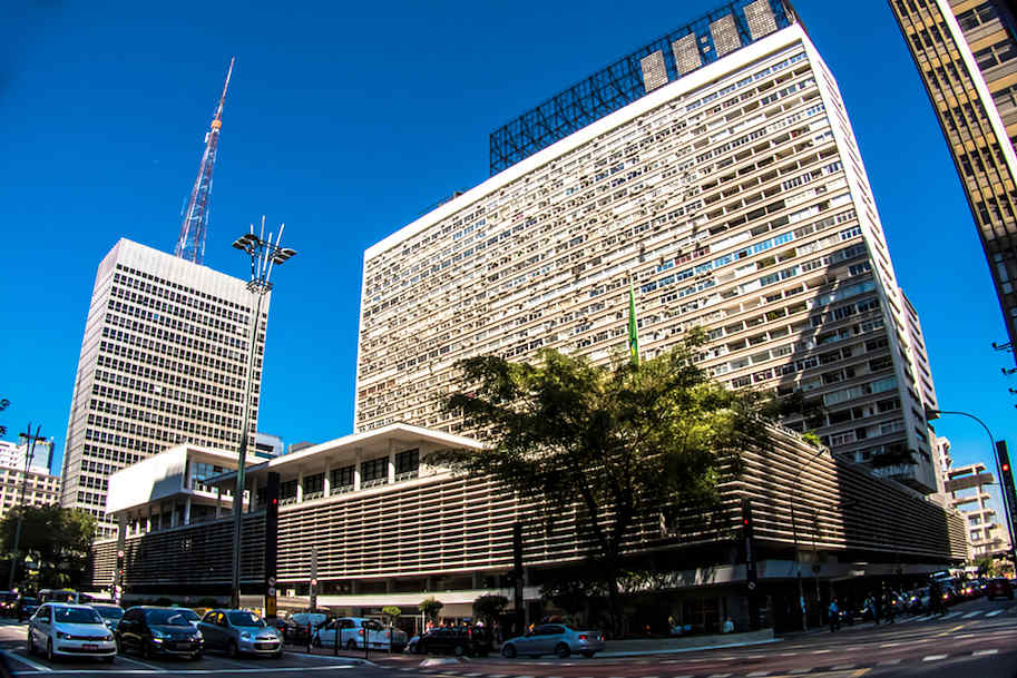 Foto de Conjunto Nacional na Avenida Paulista em São Paulo