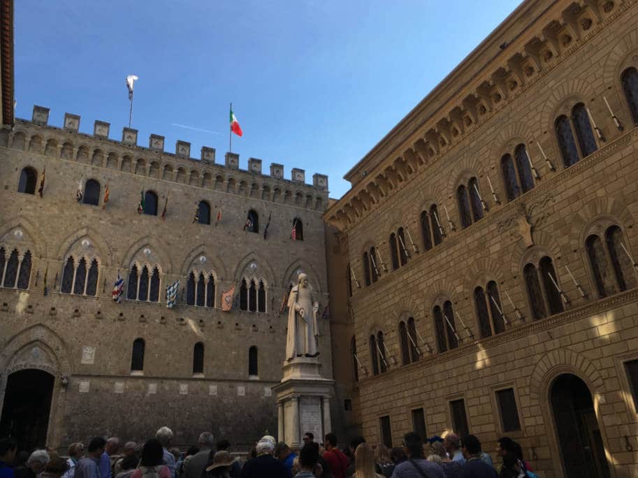 Siena Italia o que fazer palazzo Salimbeni