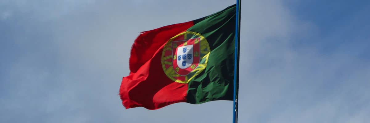 Conexao e imigracao em Lisboa. Bandeira de Portugal